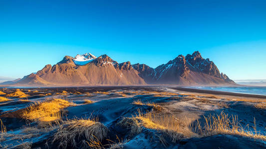 Vestrahorn 山在 Stokksnes, 冰岛