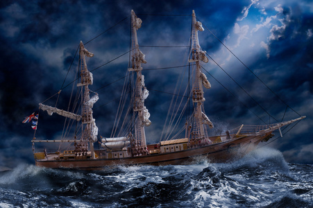 风浪中华丽的船照片