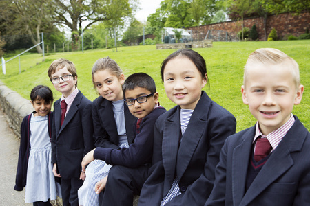 小学操场图片-小学操场素材-小学操场插画-摄图新视界
