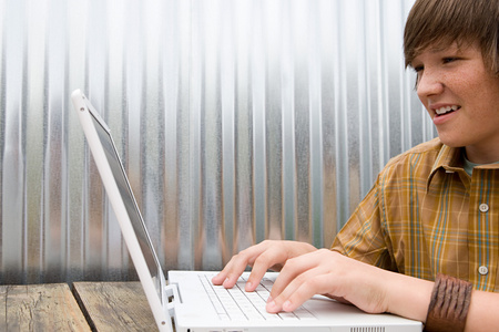 外国人上网图片