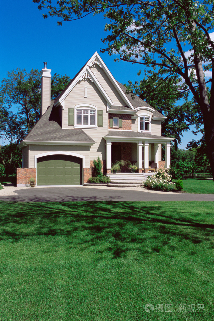 豪华住宅和花园