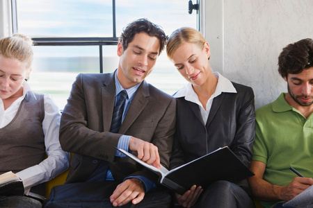 人像上下都可看图片