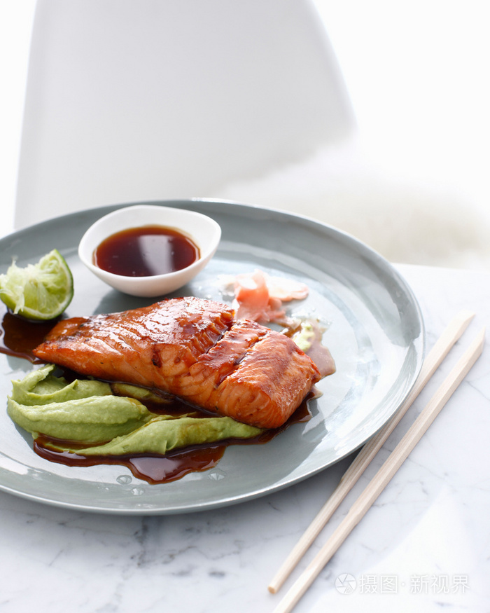三文鱼芥末酱照片-正版商用图片0gr9no-摄图新视界