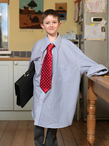 外国人小孩衣服图片