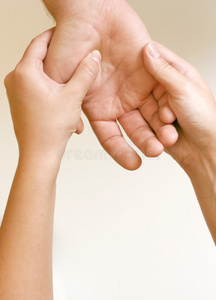 穴位按压穴位按压-手照片