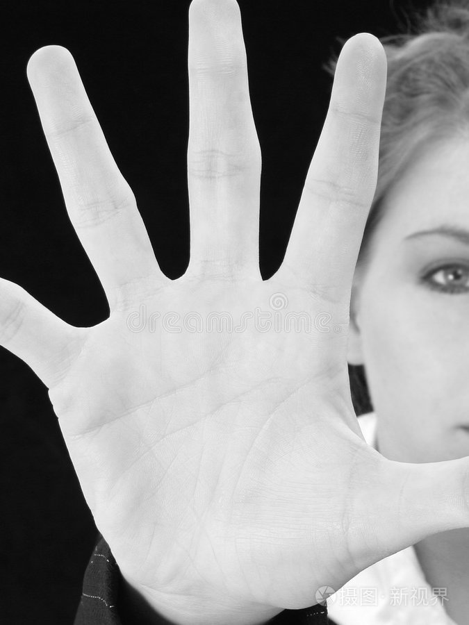 手指美女竖起大拇指张开手掌的女人漂亮的黑发女商人微笑着竖起大拇