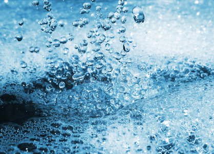 水悬浮图片