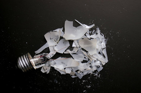 大牙坏了灯泡坏了照片