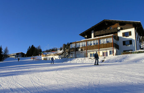 在奥地利滑雪