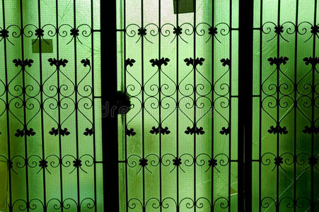 绿色玻璃门,照片