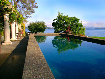 ps倒影图片-ps倒影素材-ps倒影插画-摄图新视界