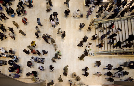 忙碌的人群图片