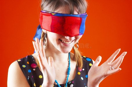 蒙眼游戏-2蒙眼情侣游戏家庭玩捉迷藏游戏与蒙眼蛾一起蒙眼情侣游戏蒙