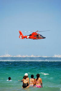 海岸警卫队直升机图片