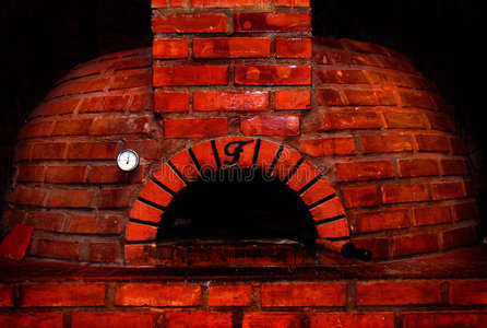 红砖炉照片