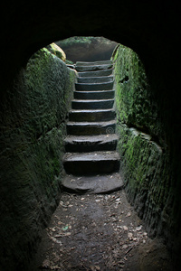 洞穴2号出口
