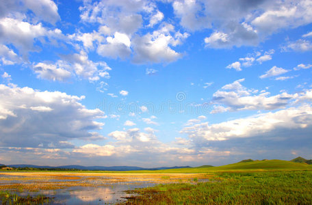 内蒙古大草原上的天空