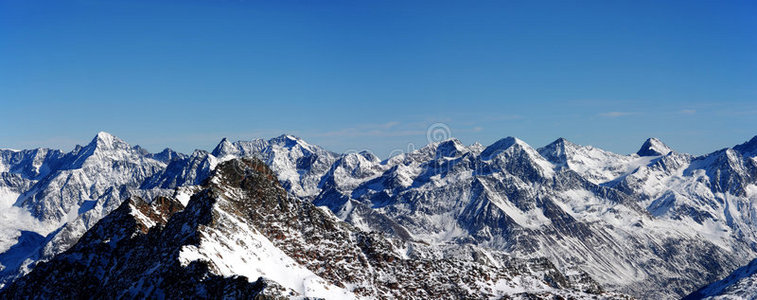 高山全景