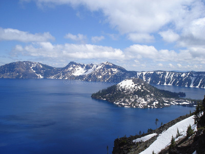 巫师岛火山口湖