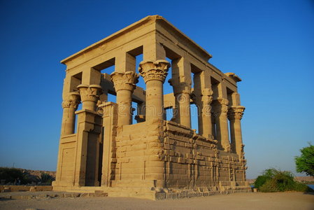 伊希斯神庙的特洛伊报亭图片