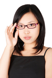 戴眼镜女人图片