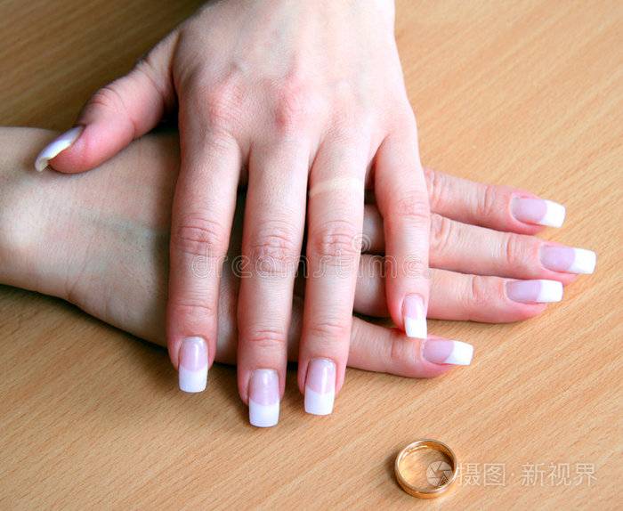 离婚后女性的手照片 正版商用图片0hhjew 摄图新视界