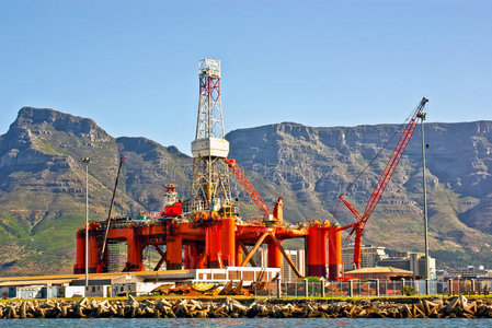 海湾石油钻井平台