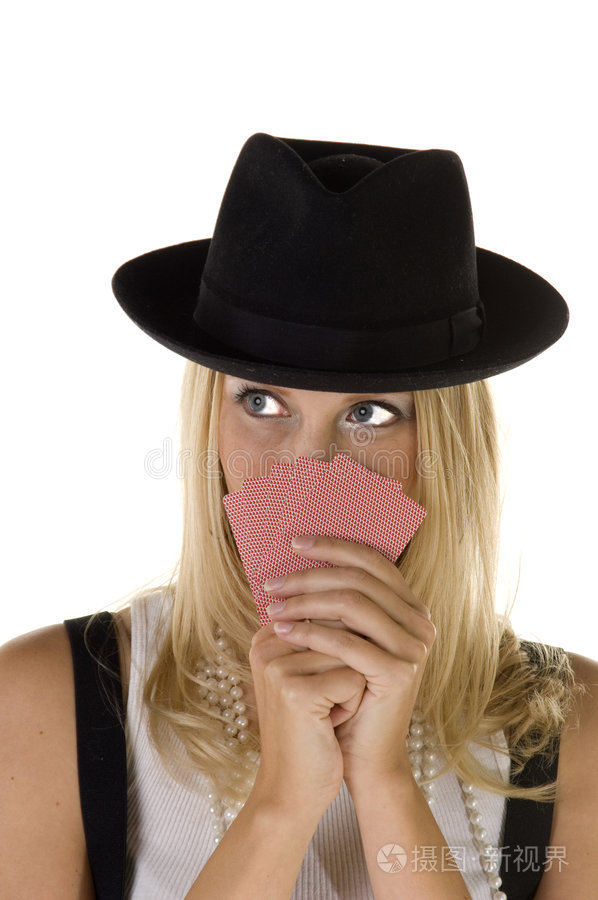 金发女子扑克脸