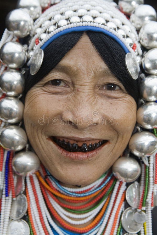 泰国北部的阿卡妇女