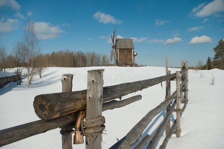 俄罗斯乡村冬季景观