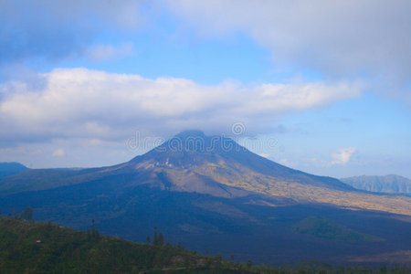 巴厘岛的金塔马尼火山