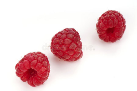 三颗树莓