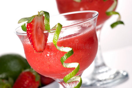 草莓代奎里最受欢迎的鸡尾酒系列