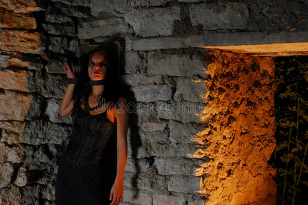 被锁链锁住图片