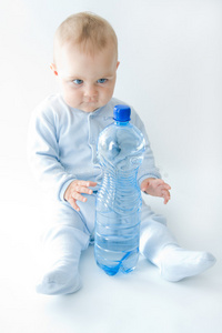 婴儿和水