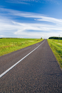 空旷的乡村道路