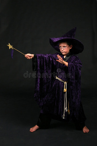 魔杖施法的巫师男孩魔杖矢量美丽的公主和魔法魔杖采用p采用k衣服年幼