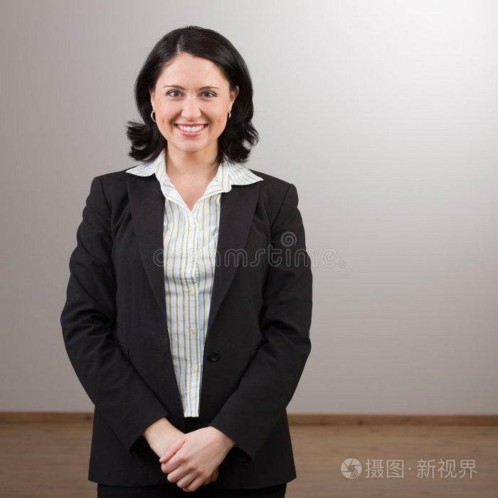 西装革履女人图片