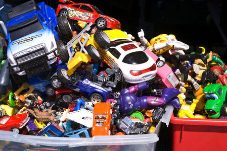 二手书商二手玩具照片