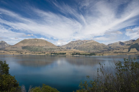 瓦卡蒂普湖上空图片