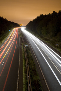 夜间道路