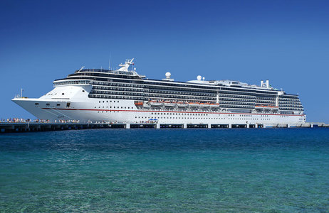 游轮码头图片