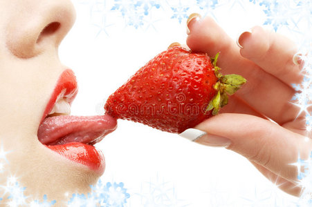 草莓，嘴唇和舌头