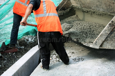 道路建设。