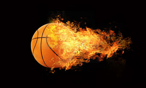 篮球在火焰中照片