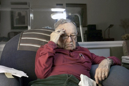 男人压力大图片