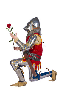 跪下的骑士照片