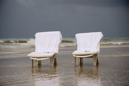 二椅子图片