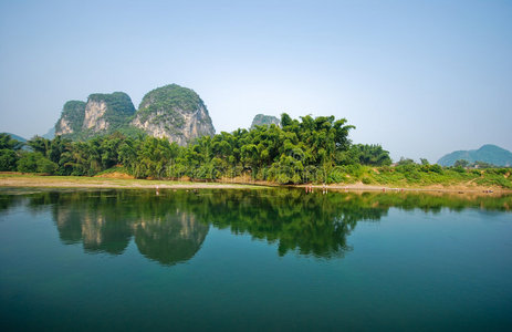 桂林漓江与山岳