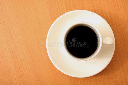 桌上的咖啡
